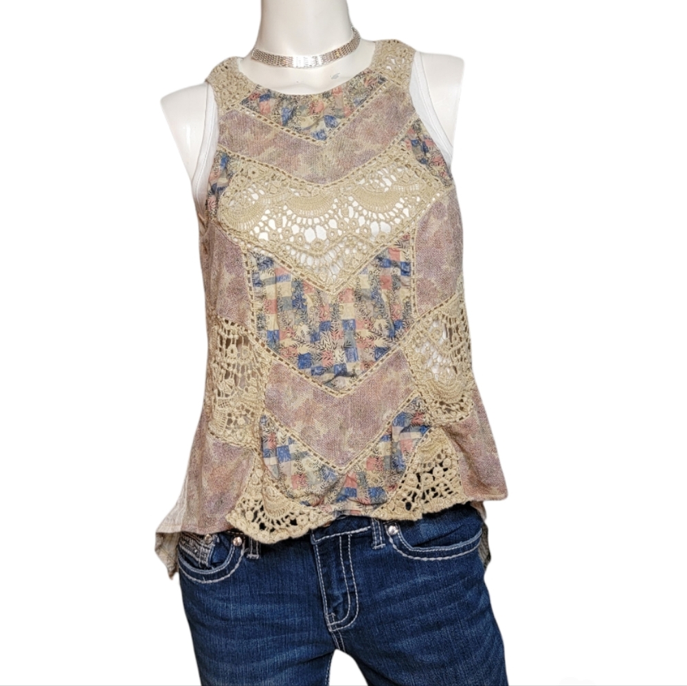 BKE Crochet Patchwork Open Back Tank Top, EUC, size XS